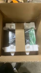 lot 30146 image: Brother BU320CL Belt Unit - Retail $0