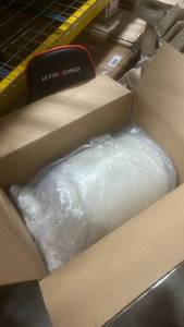 lot 30172 image: Tempur-Pedic 3 Inch Queen Mattress Topper - Retail $0