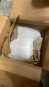 lot 30191 image: Temper-Pedic 3 Inch King Mattress Topper  - Retail $0