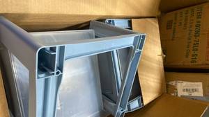 lot 31139 image: 3 ��drawer cart - Retail $0