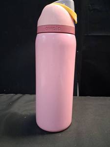lot 3844 image: Owala Insulated Water Bottle with Carry Handle Pink 32 Oz  - Retail $30