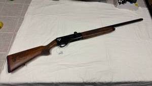 lot 5 image: Emperor Firearms model MX5 12 gauge shotgun with screw in choke tubes