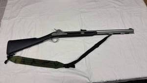 lot 20 image: Thompson Center Arms Grey Hawk .54 cal muzzle-load rifle