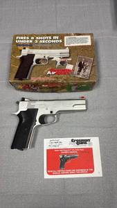 lot 32 image: Crossman 1008 repeater .177 cal pellet pistol with box