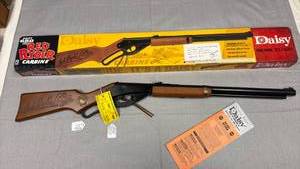 Daisy 650 shot Red Ryder Carbine .177 cal bb rifle with original box