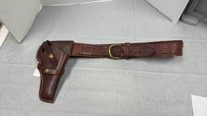 lot 168 image: Leather holster belt