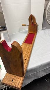lot 175 image: Wooden long gun vise