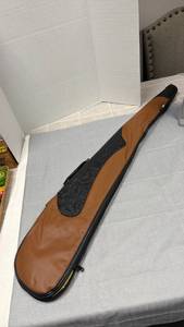 lot 179 image: Soft long gun case