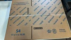 lot 2009 image: ShippingMoving Boxes. 17x11x10.50. Qty 25.