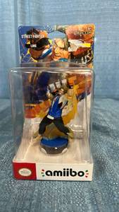 lot 2075 image: Nintendo Amiibo Street Fighter Luke Figure by Capcom