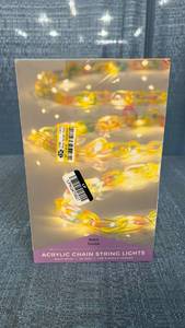 lot 8008 image: Teen Home Acrylic Chain String Lights