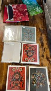 lot 54 image: Norwegian Rosemaling Art Print Cards by Pat Virch - Nordic Publishers various cards and postcards