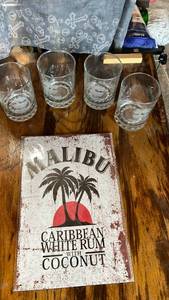 lot 71 image: Malibu Caribbean White Rum Metal Sign with Willowbend Golf Club Etched Rocks Glasses Set