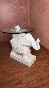 lot 18 image: Ceramic White Elephant Glass Top Table