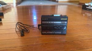 lot 27 image: Sony Walkman FMAM Recording Mega Bass Portable Cassette Player