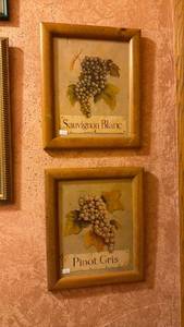 lot 77 image: Sauvignon Blanc and Pinot Gris Framed Grape Prints 2-Piece Set 12x10
