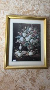 lot 80 image: Framed Floral Still Life Print with Gold Frame 16x12