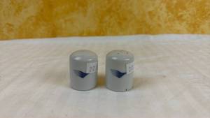 lot 155 image: Continental Airlines Porcelain Salt and Pepper Shaker Set