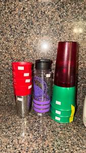 lot 164 image: Mixed Drinkware Set with Water Bottle and Plastic Cups