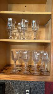 lot 177 image: Crystal Wine Glass Collection