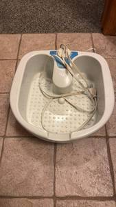 lot 256 image: Foot Spa Bath Tub with Massage Rollers and Heating Function