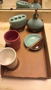 lot 265 image: Bathroom Accessory Set 6-Piece Soap Dispenser Toothbrush Holder Dish