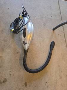 lot 276 image: Dirt Devil Handheld Vacuum Cleaner with Hose Attachment