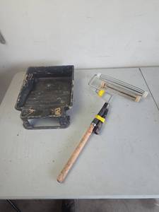 lot 292 image: Paint Roller Tool with Tray and Handle