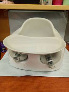 lot 1175 image: Bumbo Booster Seat with Tray and Buckles GreyWhite - Retail $60