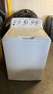 lot 16512 image: GE Top Load Washing Machine