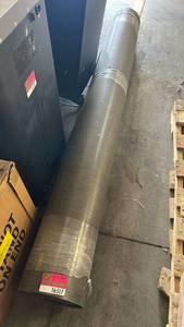 lot 16517 image: Large New roll of Welded Flooring