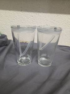 lot 530 image: Small Glass Tumblers with Straws, Two Pack - Retail $0