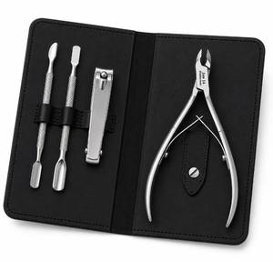 lot 757 image: UM Supplies 4PCS Nail Care Set  Storage Pouch  Professional Cuticle Nipper with 2 Pushers and Nail Cutter Stainless Steel  Manicure Pedicure Tool  Jaw 14 (5mm) Double Spring - Retail $24
