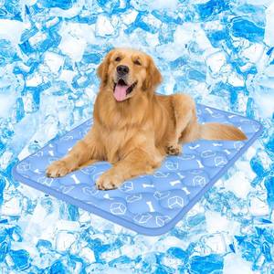 lot 1278 image: Rywell Dog Cooling Mat 2.0, Ocean Blue,44 x 32 Thick & Durable Cooling Mat for Extra Large Dogs, Long-Lasting Cool with Waterproof & Color-Changing Arc-Chill Tech (Q-Max0.5) Washable& Non-Toxic - Retail $40