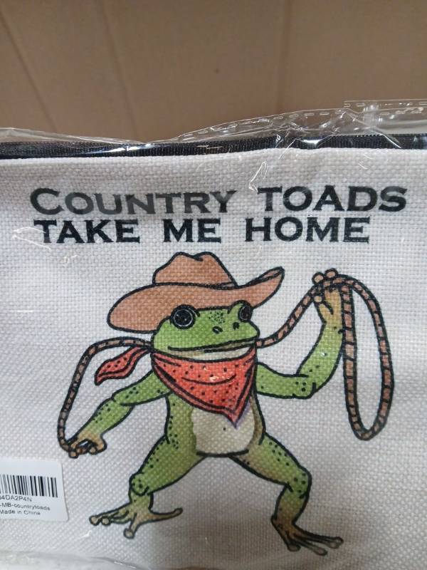 lot 27821 image: Country Toads Take Me Home Makeup Bag