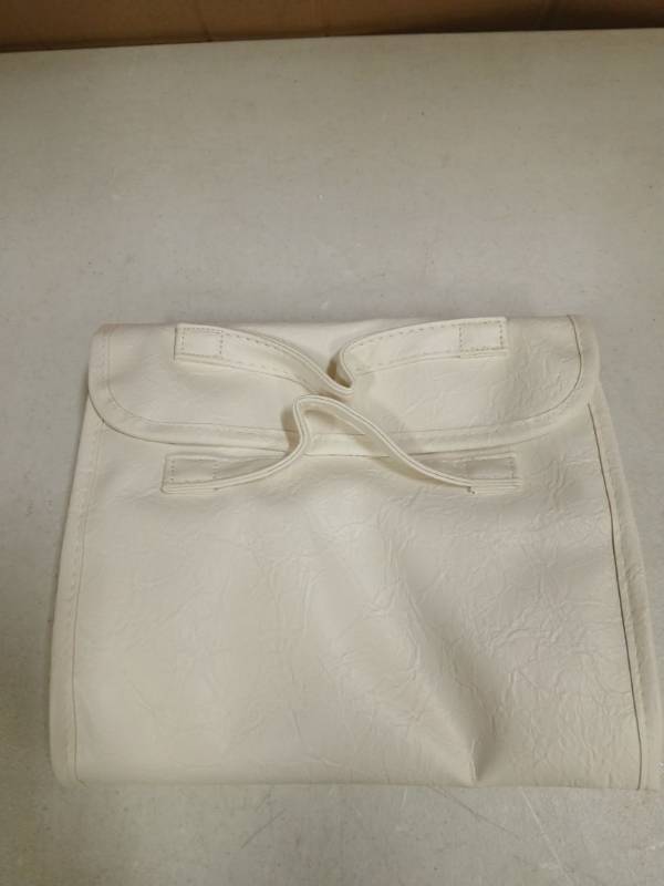 lot 24593 image: Expandable Travel Makeup Bag White