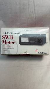lot 147 image: RadioShack Field-Strength SWR Meter CBHam 3-30MHz 1000W 21-533