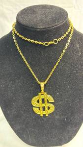 lot 160 image: Gold Tone Dollar Sign Pendant Necklace Chain