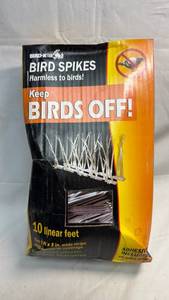 lot 166 image: Bird-X Bird Spikes 10 Linear Feet
