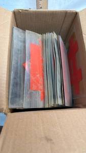 lot 216 image: Lot of 9 Plastic Sign Letters and Numbers