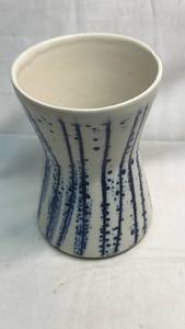 lot 237 image: Mann 3SB Ceramic Vase with Blue Stripe Decoration approx 6in Tall