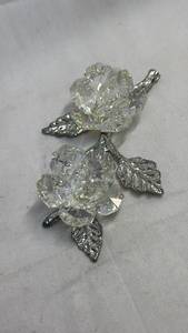 lot 243 image: Crystal and Metal Flower - Two Flower Design