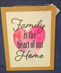 lot 153 image: Family Is the Heart of Our Home Framed Wall Art Print&nbsp