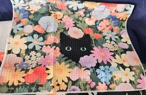 lot 160 image: Cat Floral Print Towels&nbsp