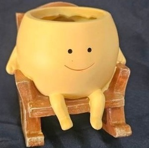 lot 222 image: Ceramic Character Planter&nbsp&nbsp