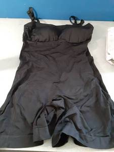 lot 833 image: SIMIYA Black Women Bodysuit Tops Shaping Short for Under Dresses 2XL - Retail $15,992
