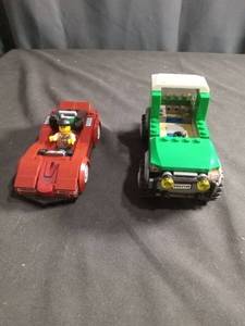 lot 6303 image: LEGO City 2 Minifigure Vehicle Set Red Sports Car Green Truck