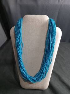 lot 6339 image: Blue Beaded Multi-Strand Twisted Necklace