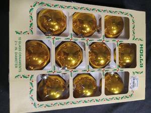 lot 6170 image: Holly Brand Gold Glass Christmas Ornaments Set of 10