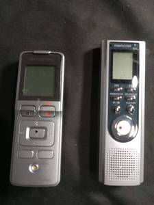 lot 6185 image: Olympus VN-5000 and Memorex MB2059C Digital Voice Recorder Bundle
